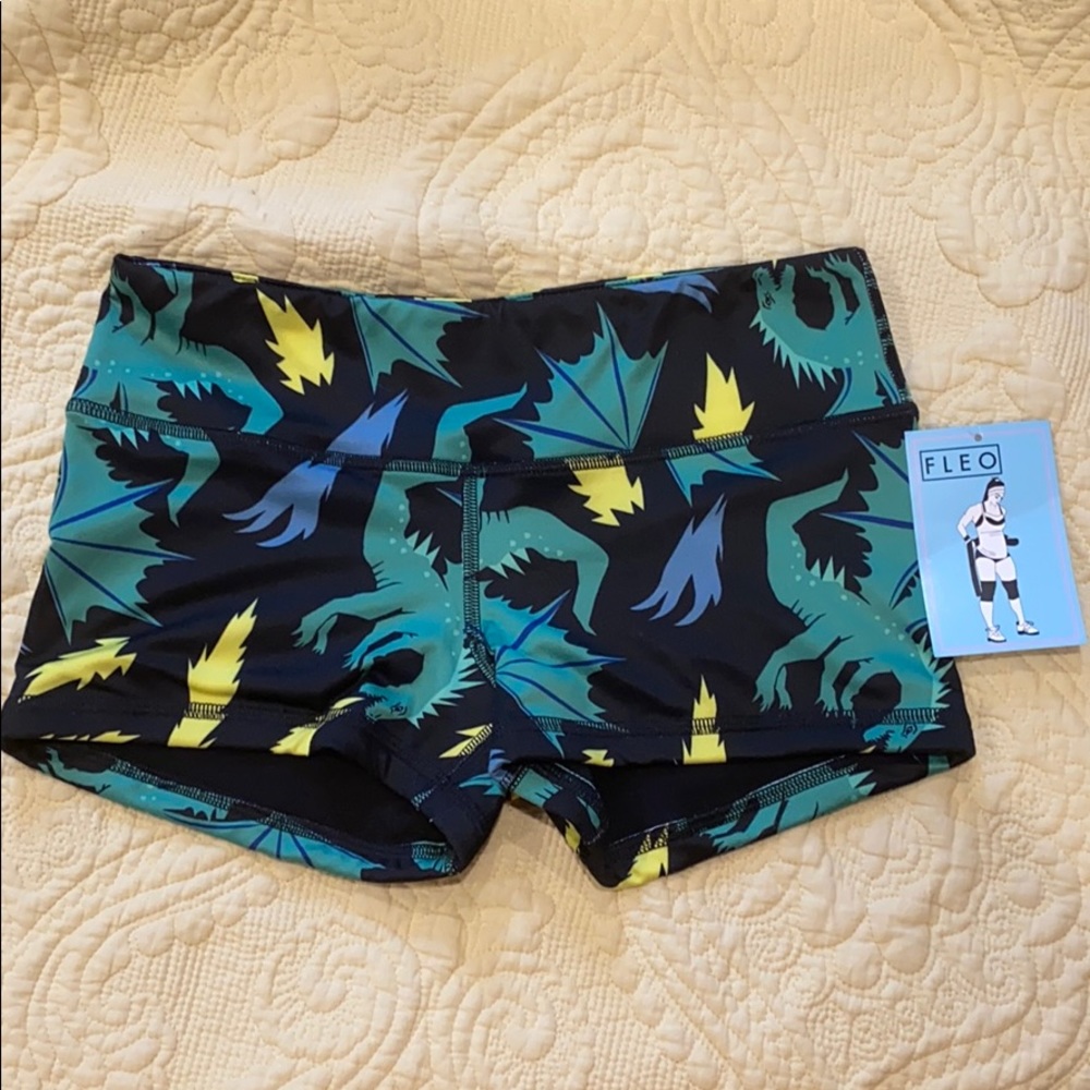 Fleo NWT Mother of Dragons